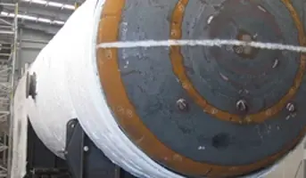 Big grey and white round tank 